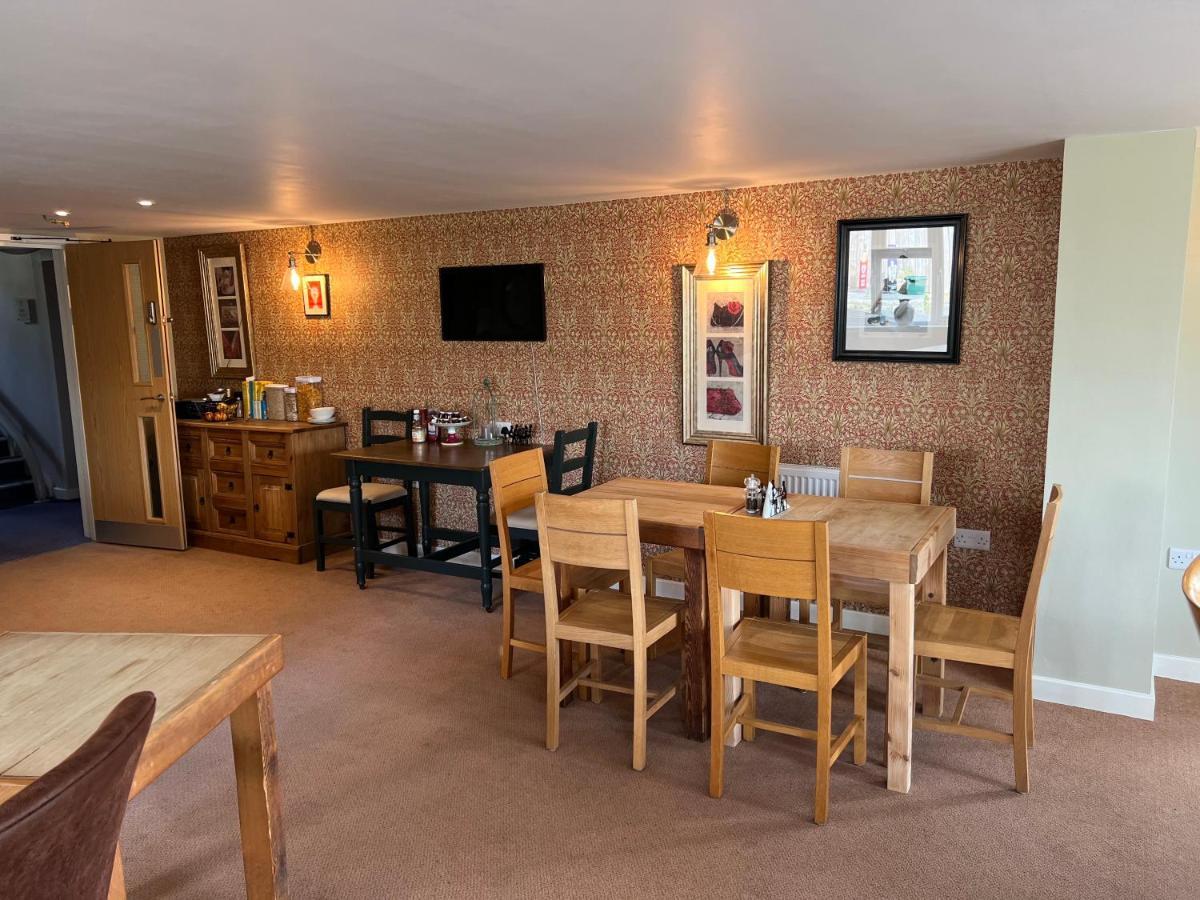 The Lawns Tea Room And B&B Ashcott Exterior foto